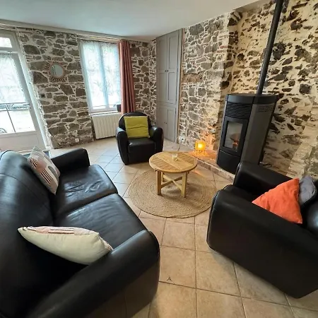 Du Tilleul - Un Petit Coin De Nature Vallet